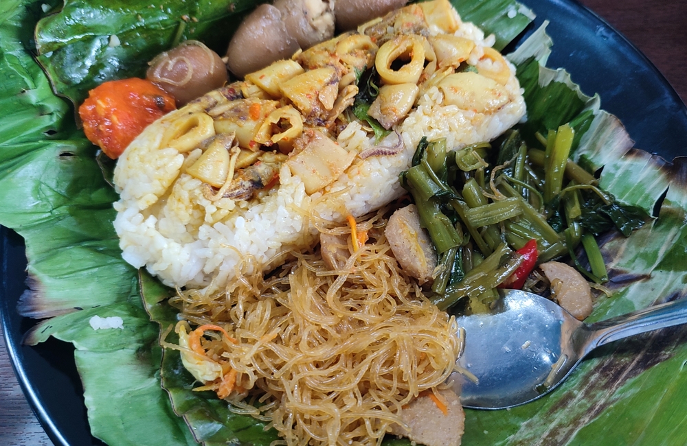 Nasi bakar cumi