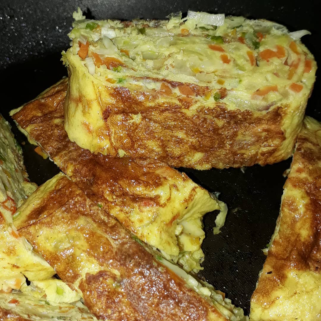 Telur Dadar Gulung Isi Udang Telur Dadar Gulung Isi Udang