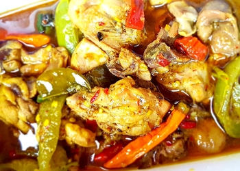 Asem-Asem Ayam Putren