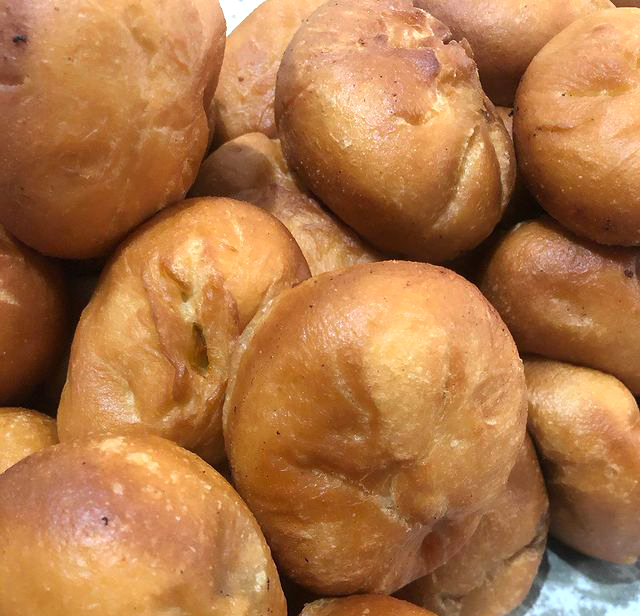 Roti Goreng Isi Pisang Roti Goreng Isi Pisang