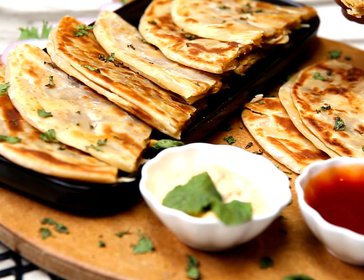 Spicy Chicken Paratha