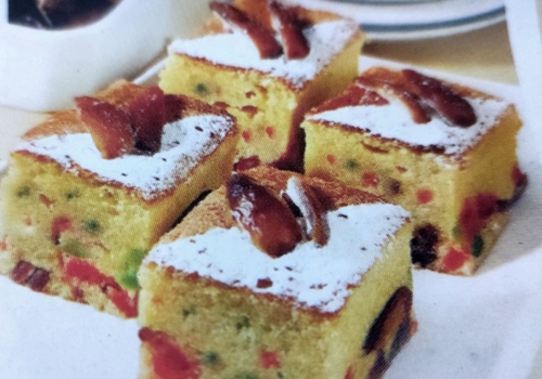 Cake Kurma Sajian Istimewa