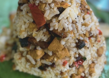 Nasi Tutug Oncom