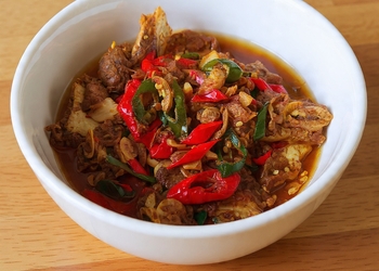Iga Pedas Tauco