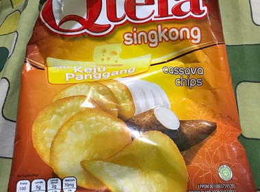 Qtela Keripik Singkong Keju Panggang