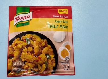 Royco Ayam Saus Telur Asin