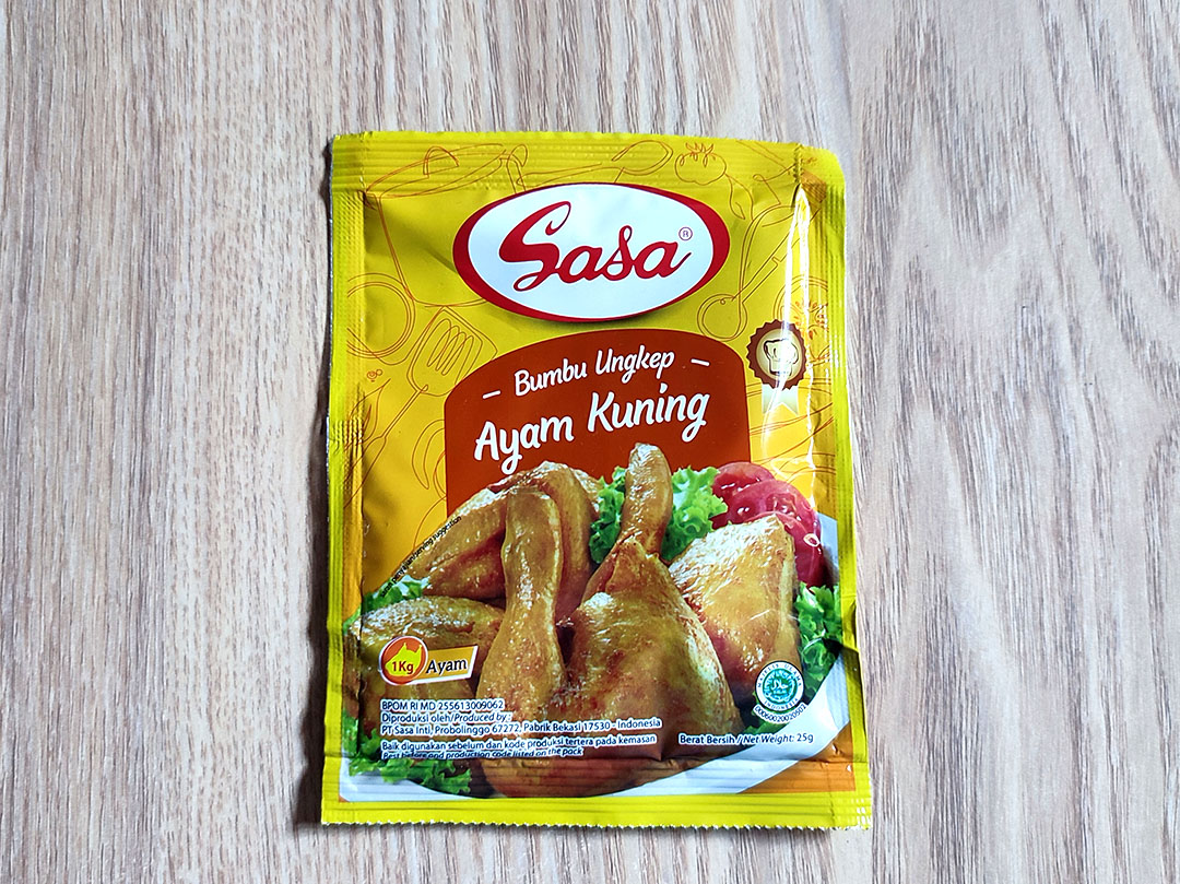 Sasa Bumbu Ungkep Ayam Kuning