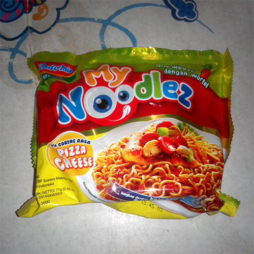 My Noodlez Mi goreng rasa Pizza Cheese
