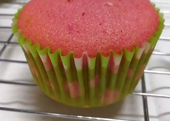 Cup Cakes Strawberry