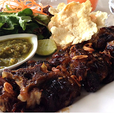 Buntut Bakar Buntut Bakar