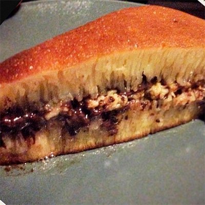 Martabak Manis Cokelat Kacang