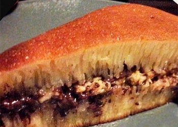 Martabak Manis Cokelat Kacang