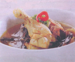 Asem-Asem Ayam Daun Kedondong