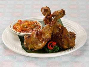 Ayam Goreng Trasi