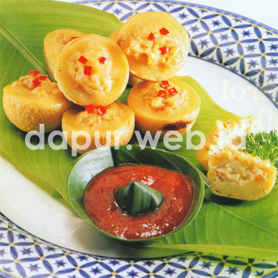 Bola-Bola Isi Ayam Bola-Bola Isi Ayam