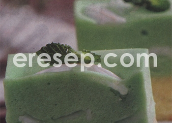 Bolu Tape Siram Puding Pandan