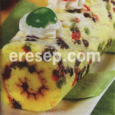 Fruit Mix Roll Cake