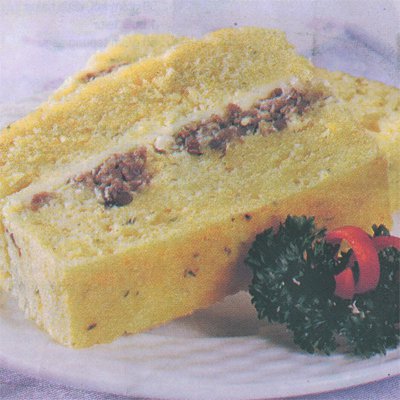 Cake Jagung Lapis Daging Keju