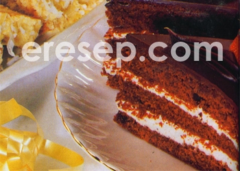 Cake Lapis Selai Stroberi