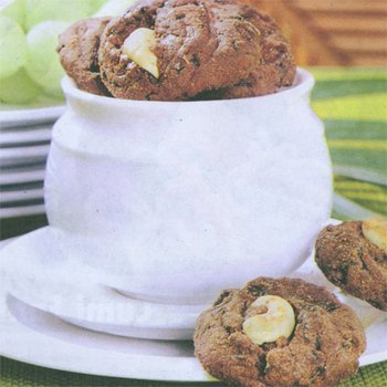 Chocolate & Cashew Nut Cookies