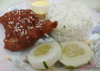 Baluran Sayap Ayam Saus Keju Yang Lezat