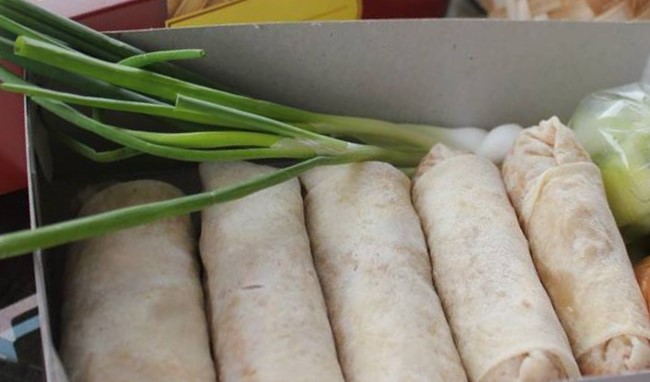 Lumpia Basah Lumpia Basah