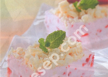 Es Krim Potong Stroberi