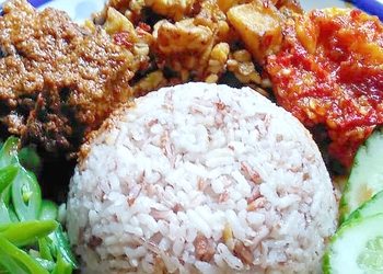 Nasi Uduk Beras Merah