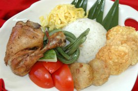 Nasi Uduk Komplit