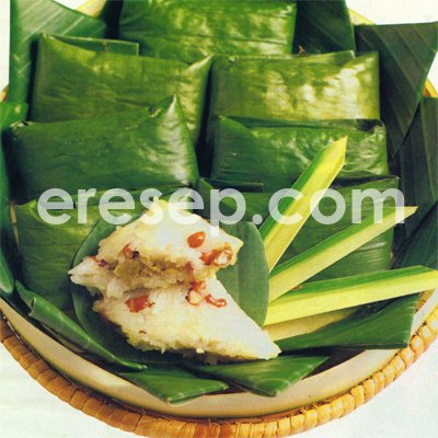 Kue Pisang Kacang