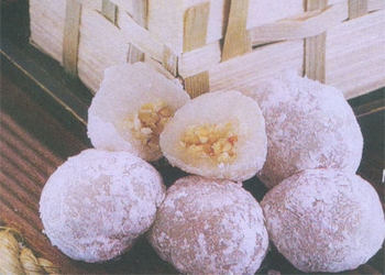 Kue Moci