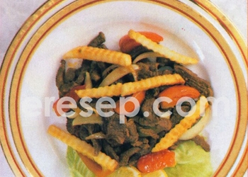 Lomo Saltado (Tumis Daging Sapi) Peru