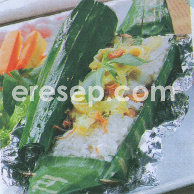 Nasi Bakar Cumi Asin