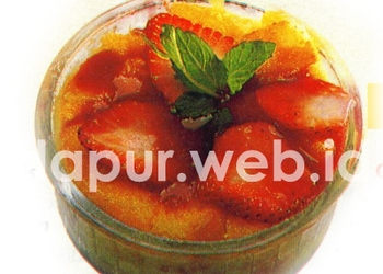 Puding Stroberi