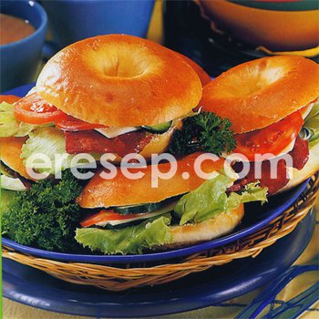 Roti Bagels Isi Daging & Sayuran