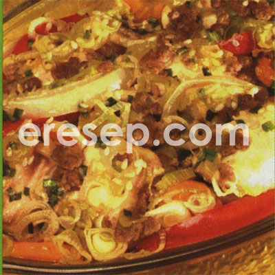 Saengson Chim (Lapis Ikan Sayuran) Saengson Chim (Lapis Ikan Sayuran)