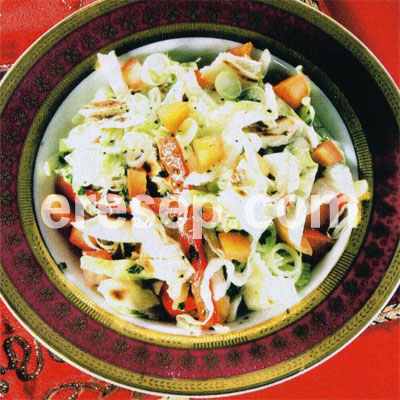 Fattoush (Salad Tabor Roti Pita) Fattoush (Salad Tabor Roti Pita)
