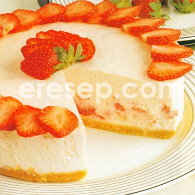 Strawberry Cheesecake (Cake Keju Stroberi)