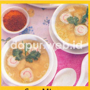 Sup Miso Rumput Laut Gulung