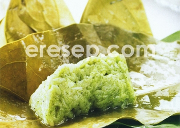 Tapai Bungkus Daun Jambu