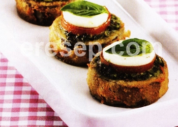 Terung Pesto Mozarella